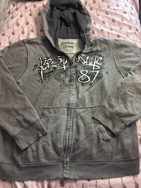 Aeropostale Gray Zip-Up Hoodie with 87 Graphic